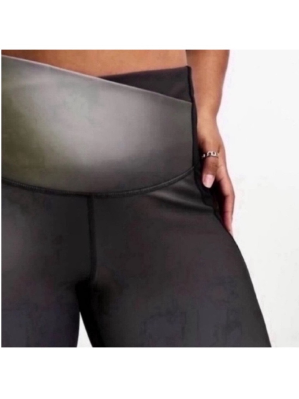 New Nike Dri-Fit Leggings - Picture 3 of 4